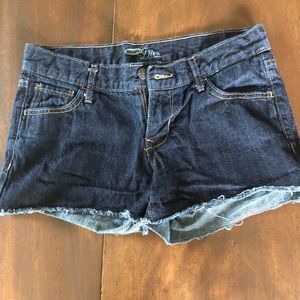 Old Navy size 2 “The Diva” darkwash shorts